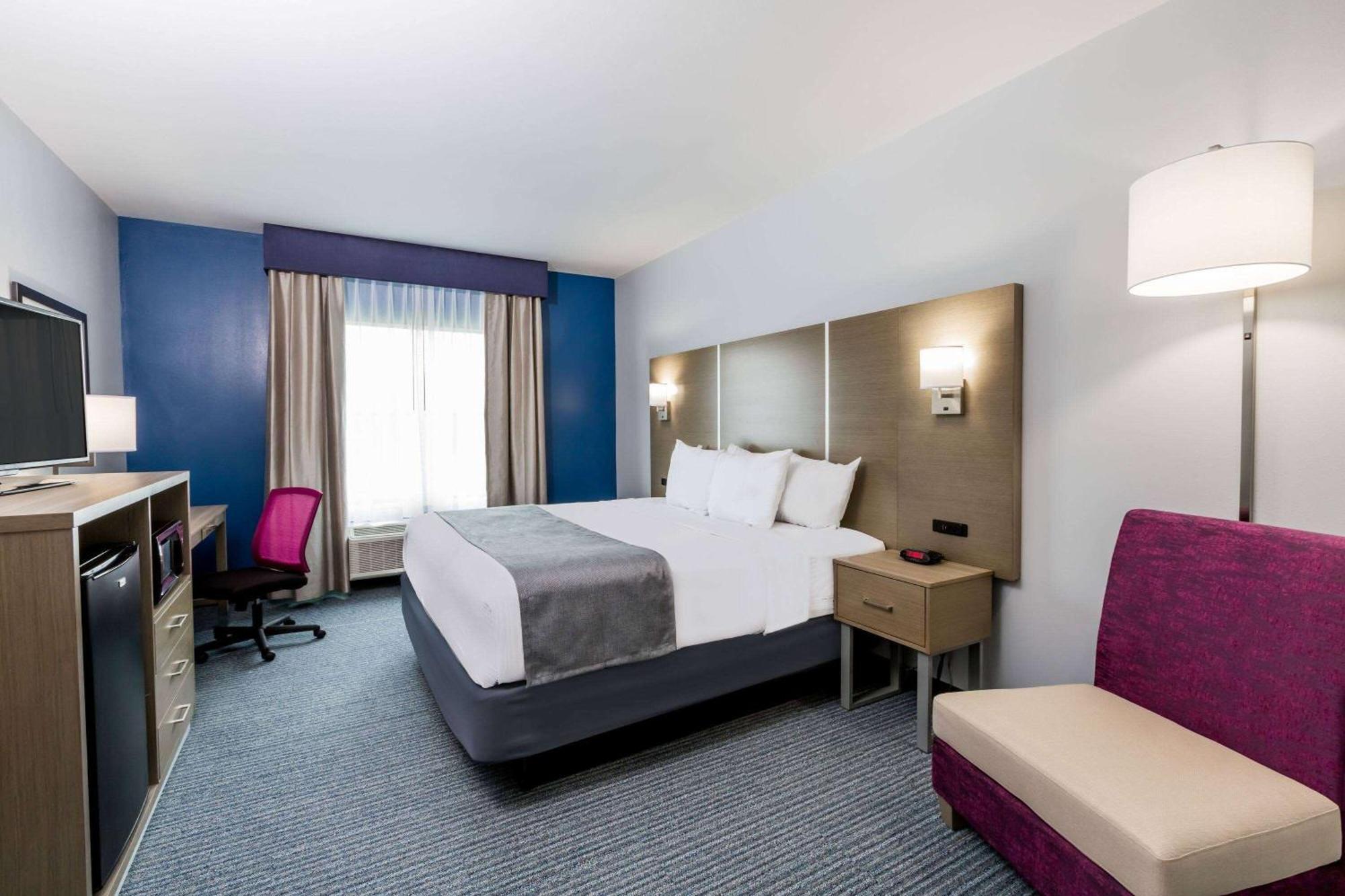 Days Inn & Suites By Wyndham Houston Nw Cypress Extérieur photo